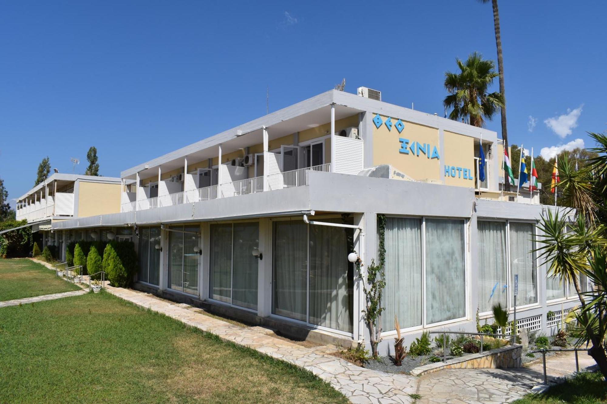 Hotel Theoxenia Missolonghi Bagian luar foto